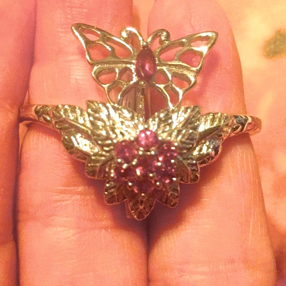 555.   5  ⭐️ RATINGS.   RHODOLITE GARNET BUTTERFLY SIGN OF RENEWAL - Picture 5 of 6